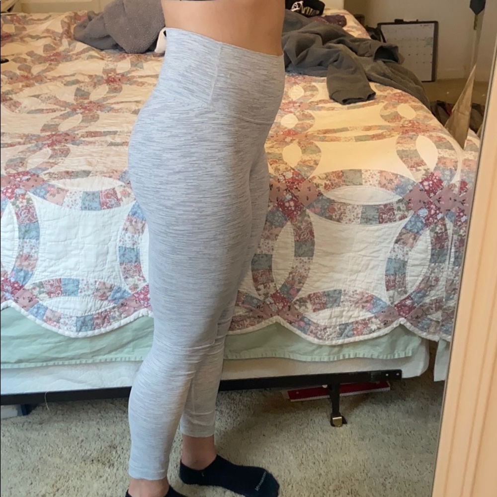 Lululemon wunder under